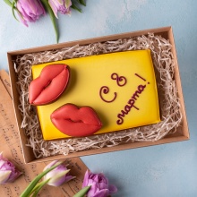 Пряник-открытка Желтая с поцелуями_фото 1